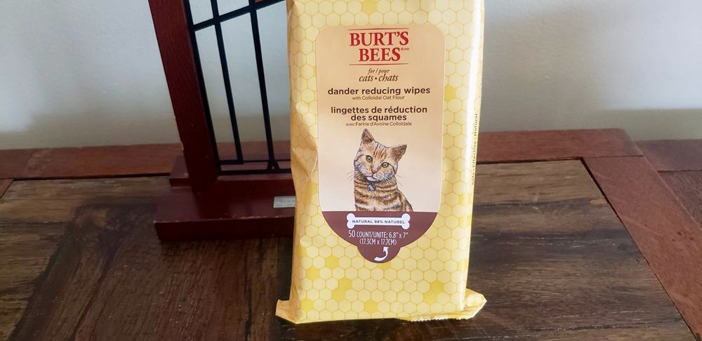 Burt’s Bees Dander Reducing Wipes