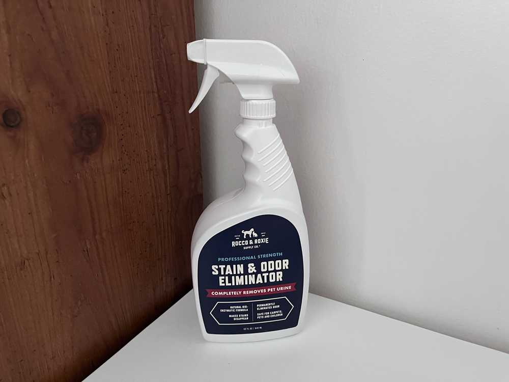 Rocco & Roxie Supply Co. Professional Strength Pet Stain & Odor Eliminator