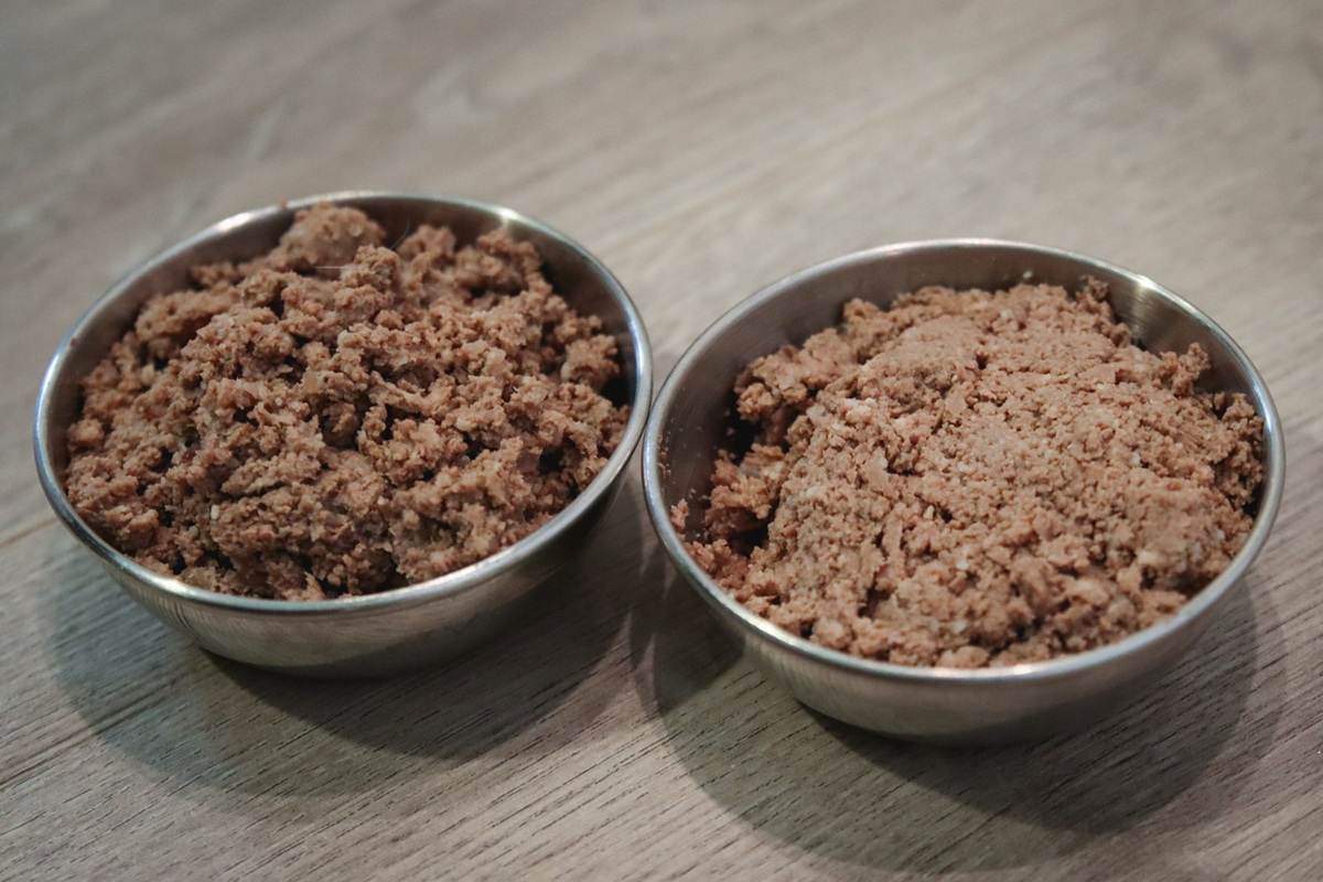Smalls Frozen Fresh Beef Ground Smooth Cow