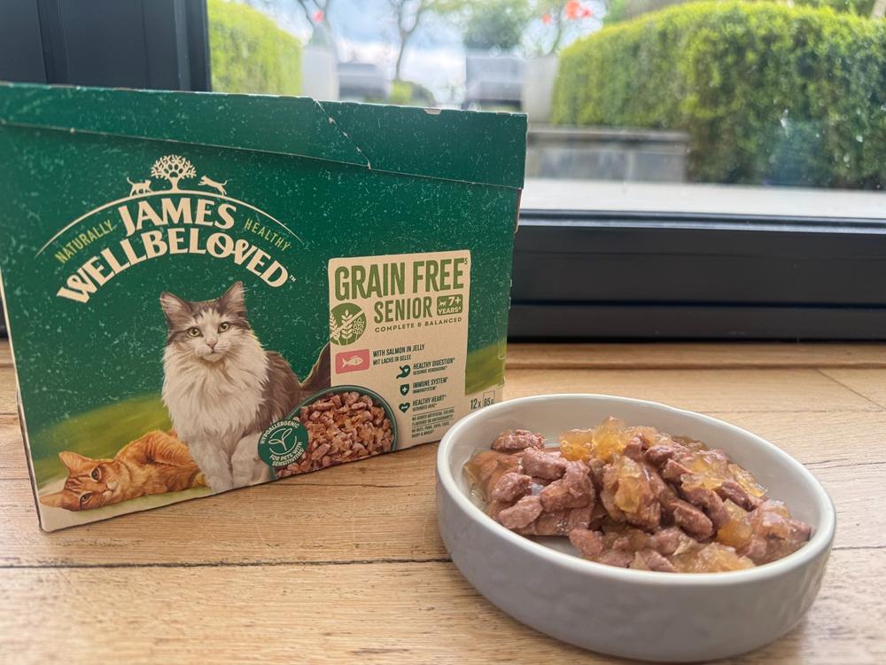 James Wellbeloved Senior Cat Pouches