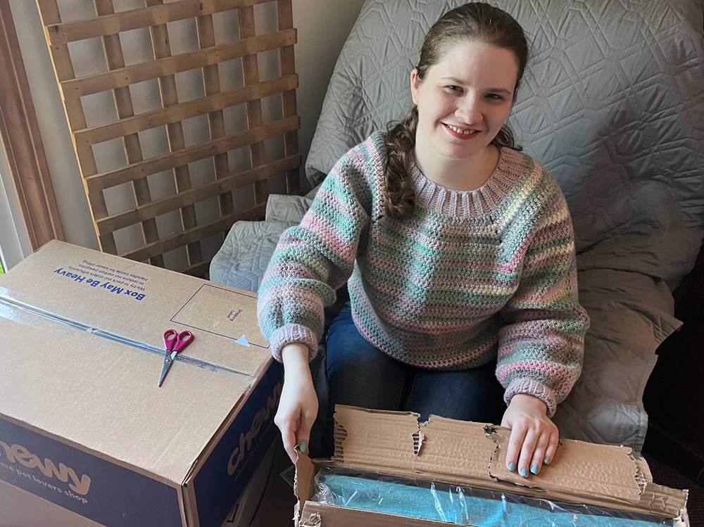 unboxing of double cat carriers-compressed