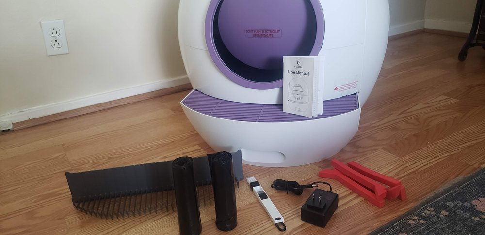 Lineup of the components included with the Els Pet