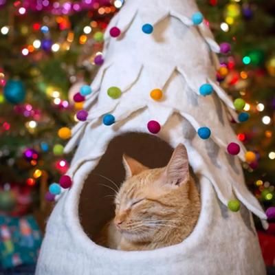 White Holiday Natural Wool Cat Tree Lounger