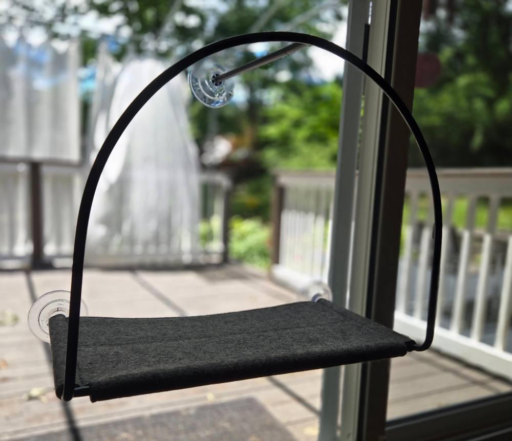 Tuft & Paw Cloud Nine Window Hammock