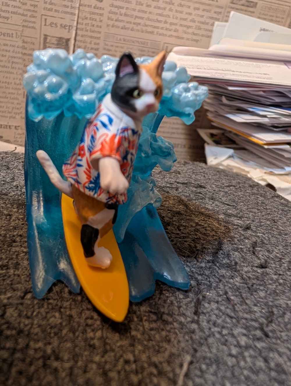 Aloha Neko Surfing Hawaiian Cats minifiguur