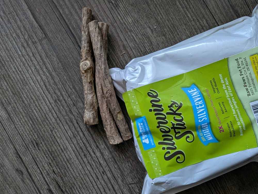 Raw Paws Silvervine Catnip Sticks